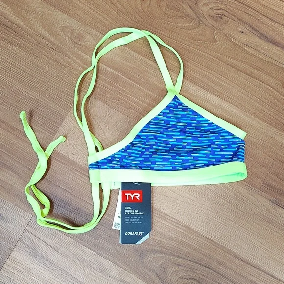 TYR Ladies Swim Top,  Ladies X-Small, Swimwear - Picture 6 of 6